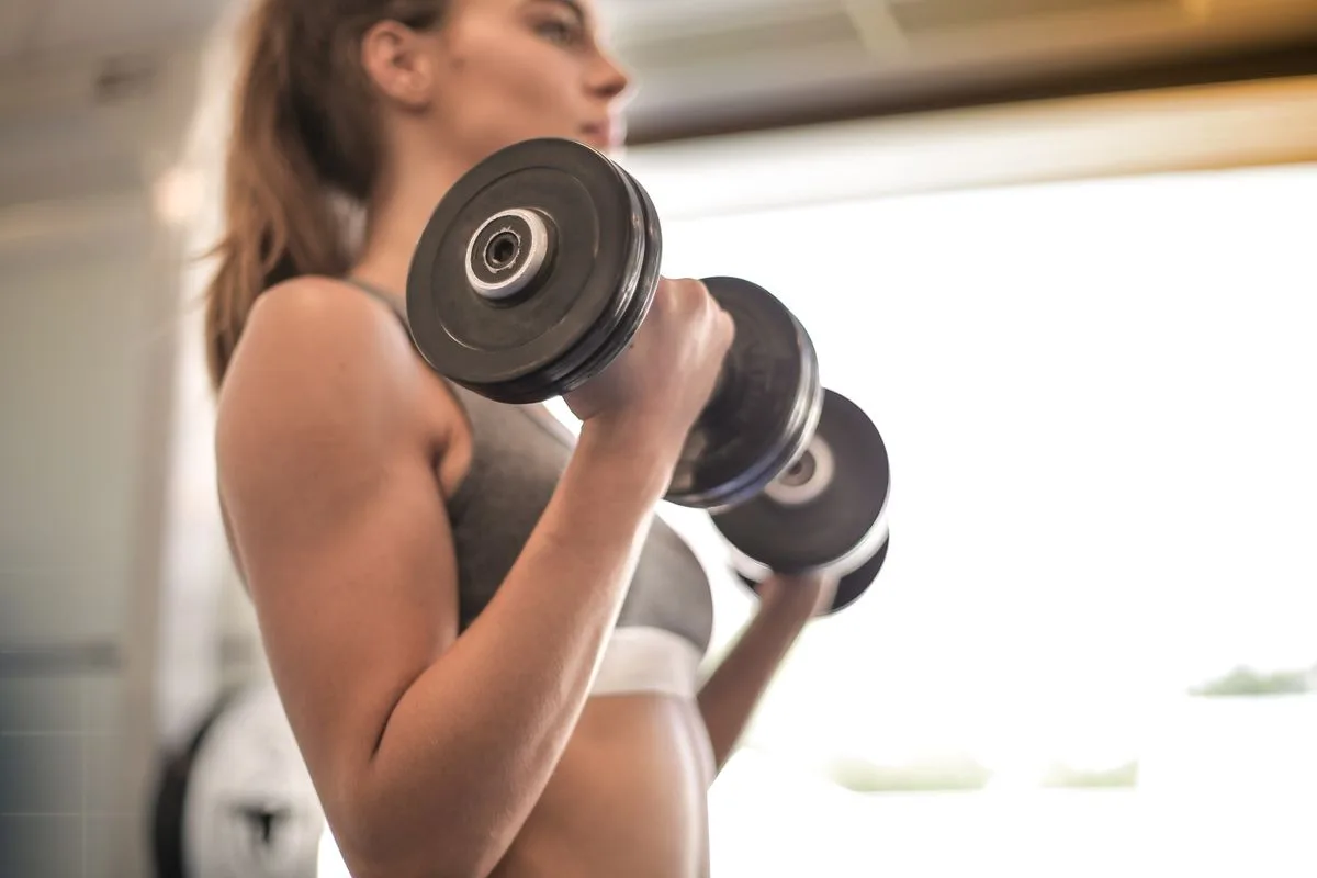 Ejercicio y salud ósea: entrenar fortalece tus huesos